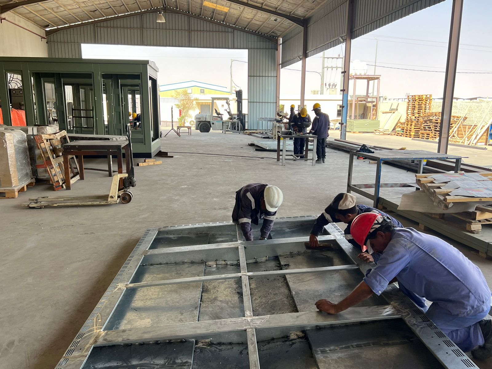  مصنع أعمال عون لمنتجات الحديد 