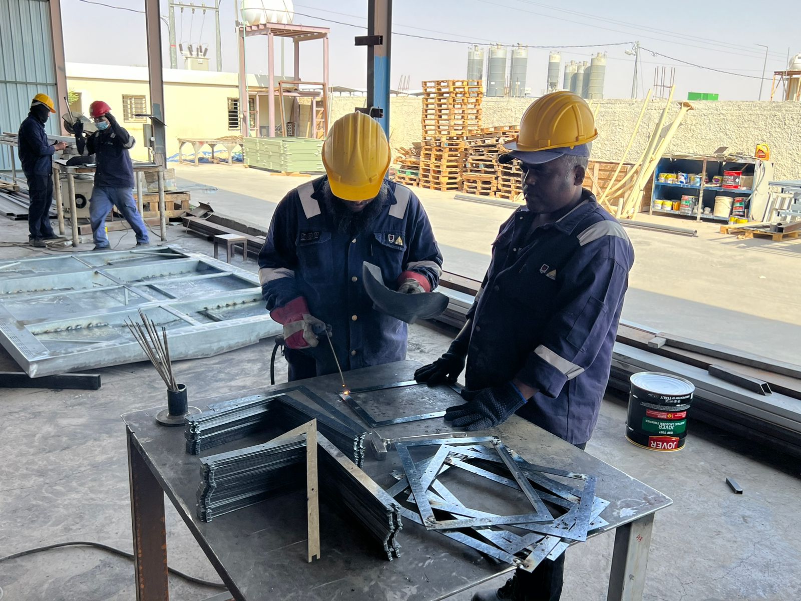  مصنع أعمال عون لمنتجات الحديد 